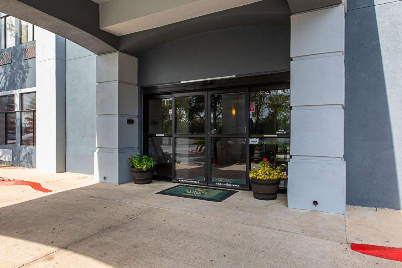 Quality Suites Austin Luaran gambar